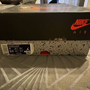 Size 11 Jordan 5s never worn - wrong box but same size